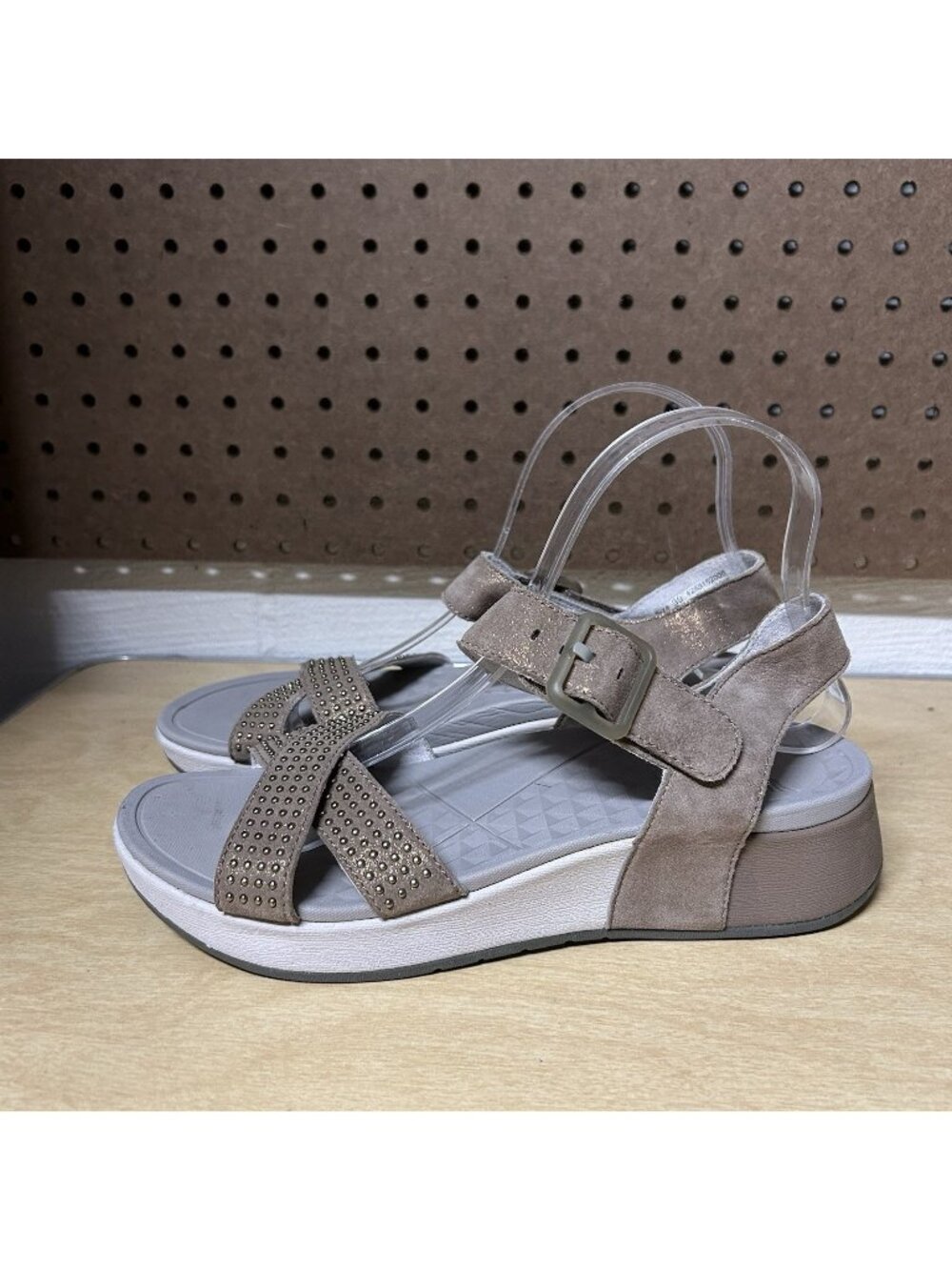 DANSKO Cindy Studded Wedge Leather Sandals Buckle Comfort EU 39 Summer Versatile